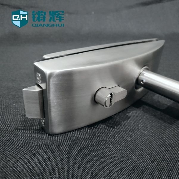 P370